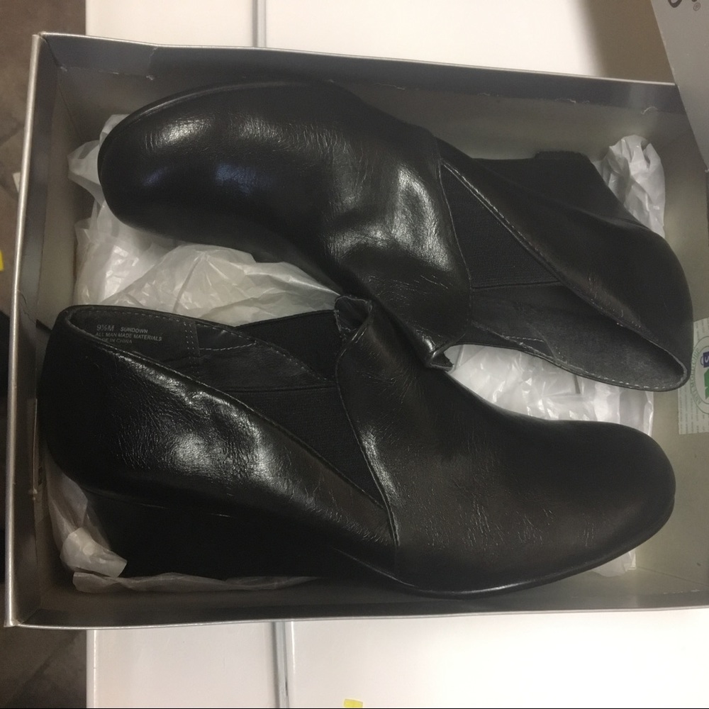 Aerosols wedges w box!